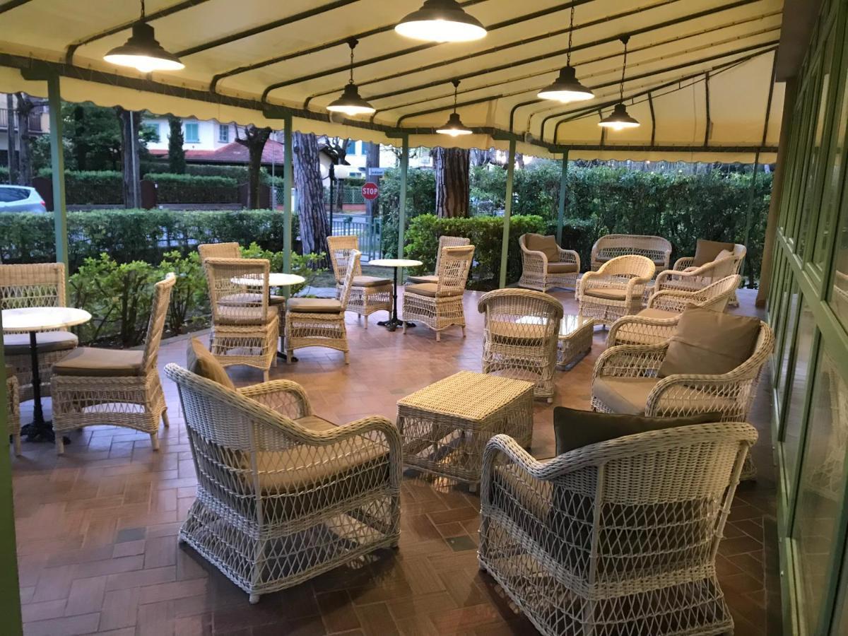 Hotel Airone B&B Marina di Pietrasanta Esterno foto