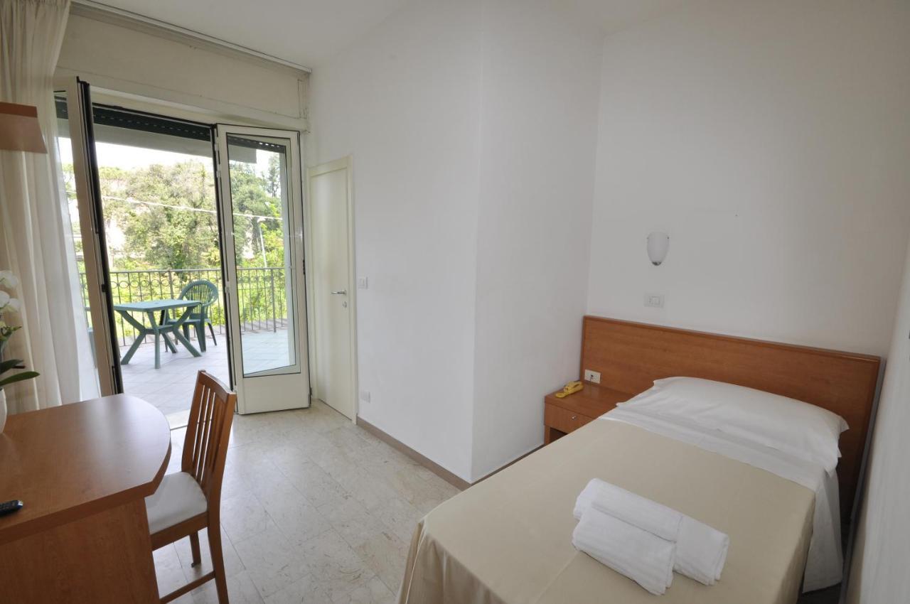 Hotel Airone B&B Marina di Pietrasanta Esterno foto