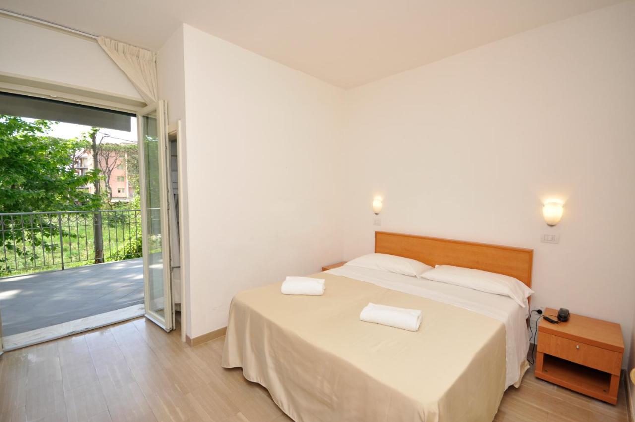 Hotel Airone B&B Marina di Pietrasanta Esterno foto