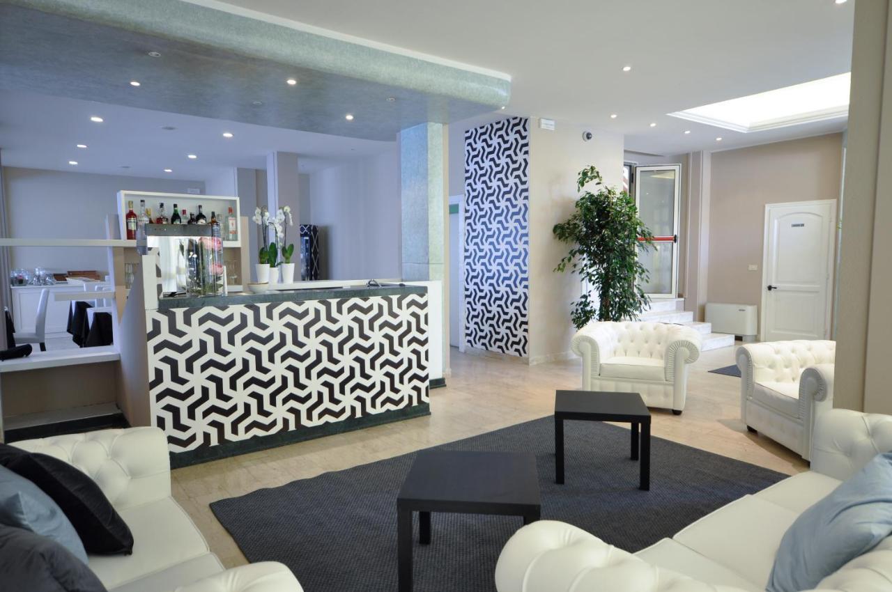 Hotel Airone B&B Marina di Pietrasanta Esterno foto