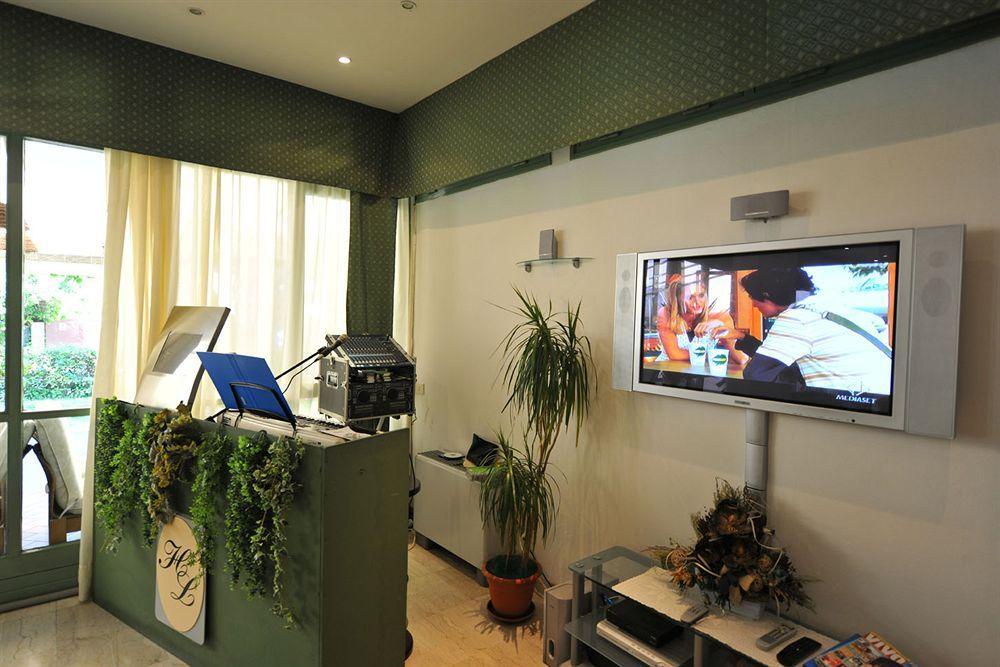 Hotel Airone B&B Marina di Pietrasanta Esterno foto