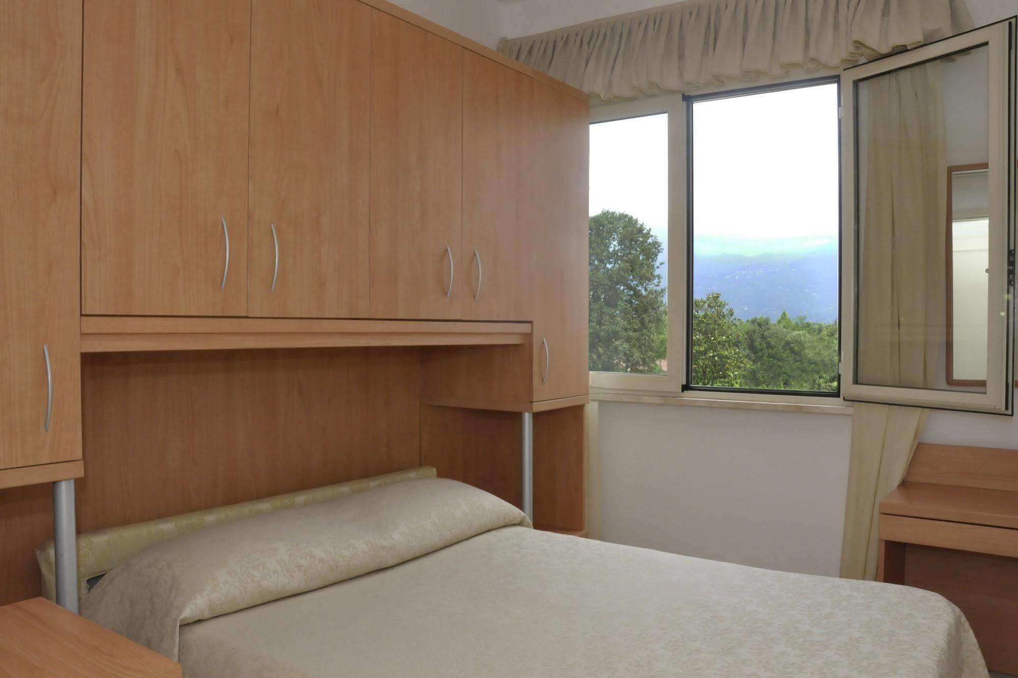 Hotel Airone B&B Marina di Pietrasanta Esterno foto