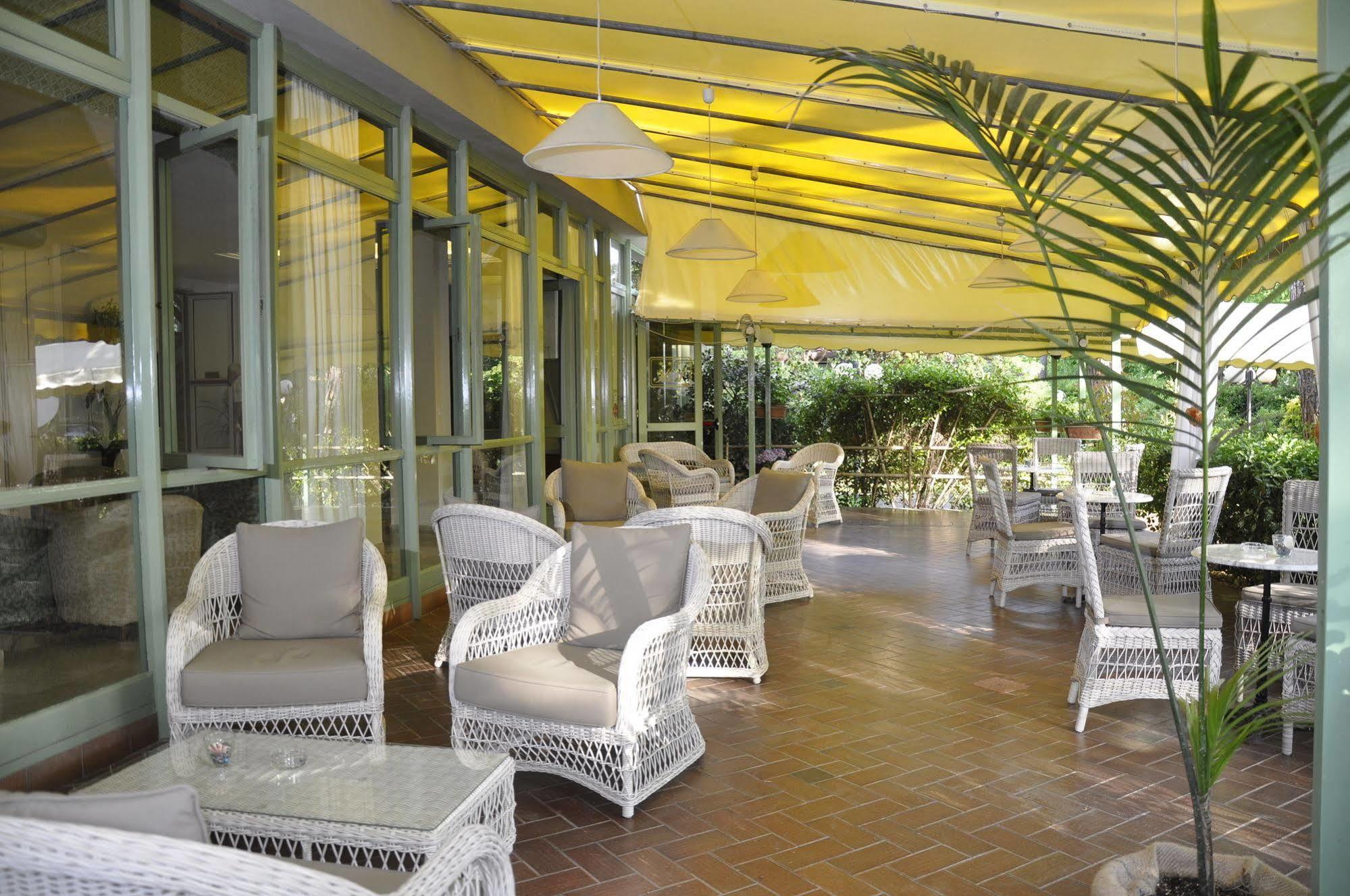 Hotel Airone B&B Marina di Pietrasanta Esterno foto