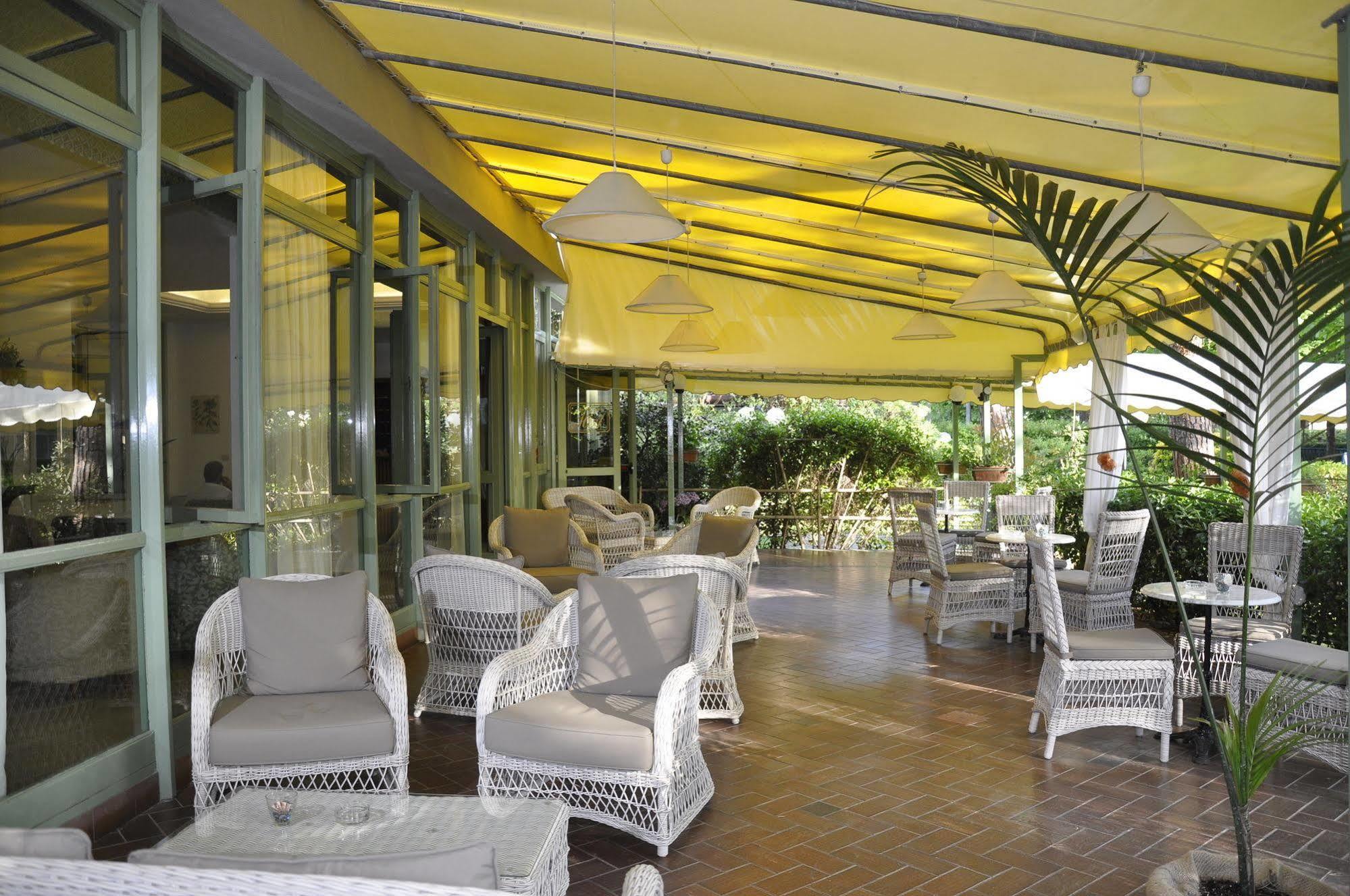 Hotel Airone B&B Marina di Pietrasanta Esterno foto